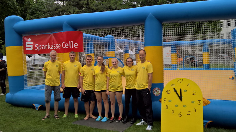 das Aufbauteam - fertig